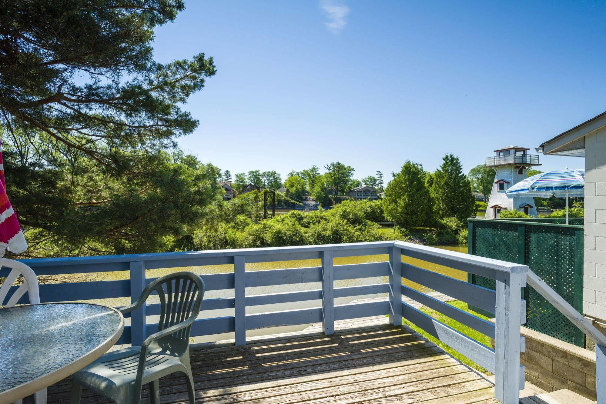 Hollywood Cottages Wasaga Beach Exteriér fotografie