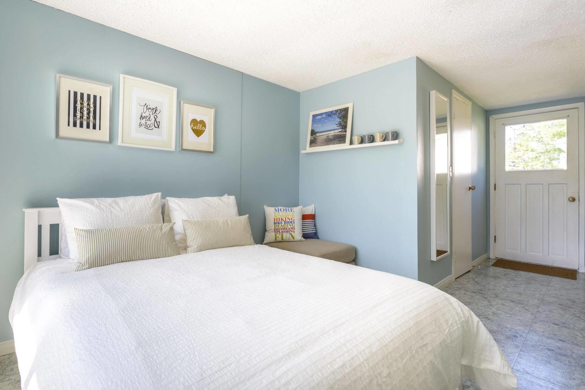 Hollywood Cottages Wasaga Beach Exteriér fotografie